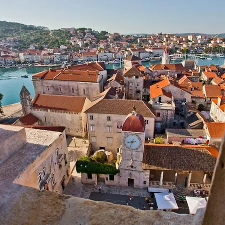 Apartment Carpe Diem Trogir Exterior photo