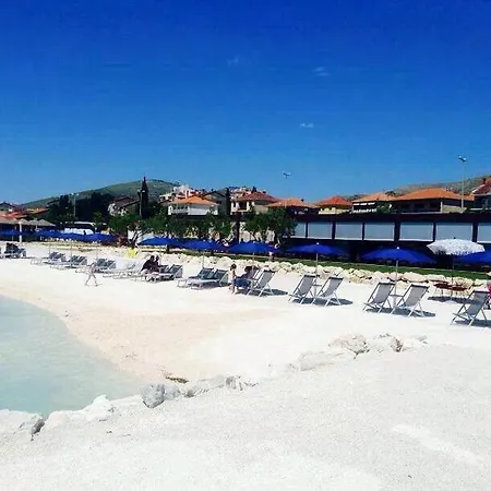 Apartment Carpe Diem Trogir Exterior photo